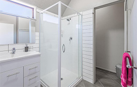 1-Bedroom Family Unit shower